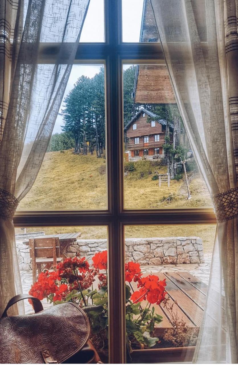 Hotel Snjezna Kuca - Nature Park Of Bosnia Herzegovina Padezina 외부 사진