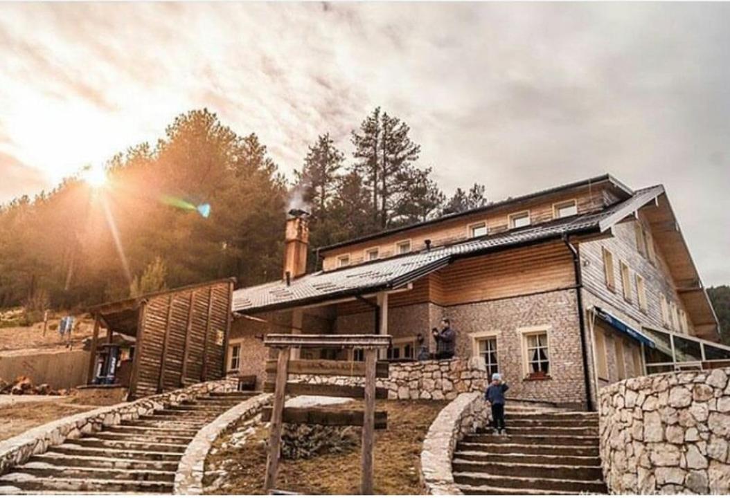 Hotel Snjezna Kuca - Nature Park Of Bosnia Herzegovina Padezina 외부 사진