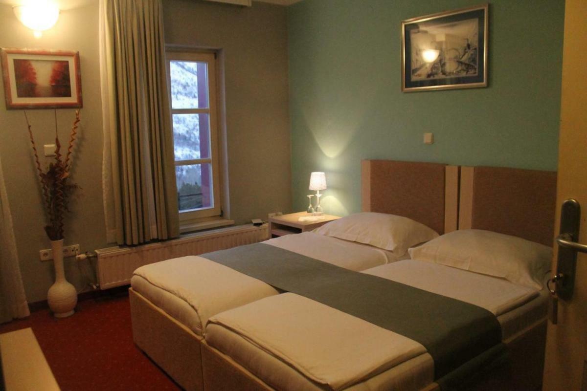 Hotel Snjezna Kuca - Nature Park Of Bosnia Herzegovina Padezina 외부 사진